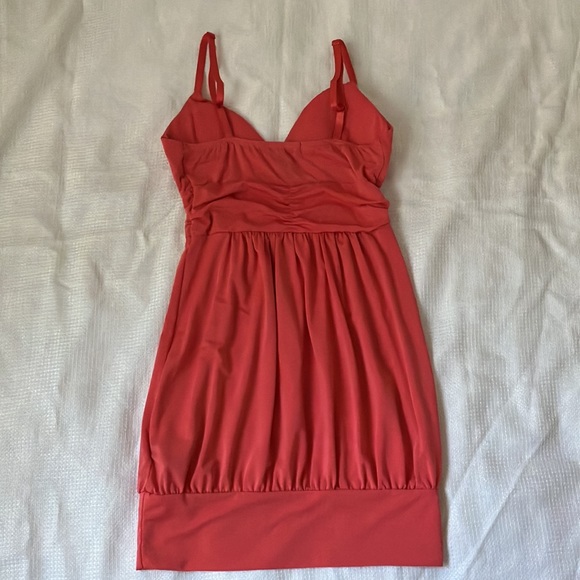 Pink long tank top with adjustable straps - Picture 2 of 5